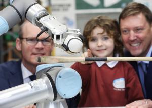 顯揚科技亮相央視直播間