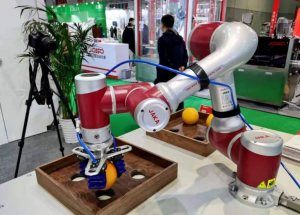 顯揚科技亮相央視直播間